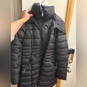 Laundry WORN TWICE BASICALLY NEW  By Shelli Segal Black Puffer Jacket